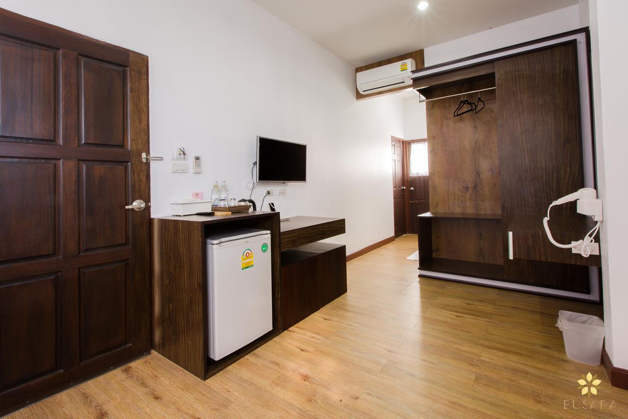 Busara Hotel Chiangmai Чиангмай Экстерьер фото